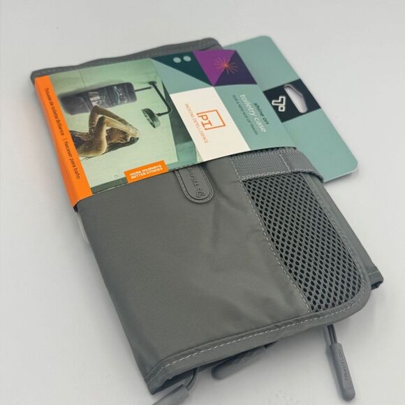 Travelon Pi Shine On Toiletry Case - Graphite, travel bag, accessories - Picture 5 of 5